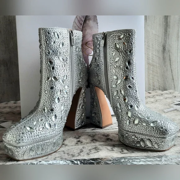 NIB sz6.5 Dollyi Crystal 💎 Jessica Simspon Embellished Platform Heel Boots - Picture 10 of 14